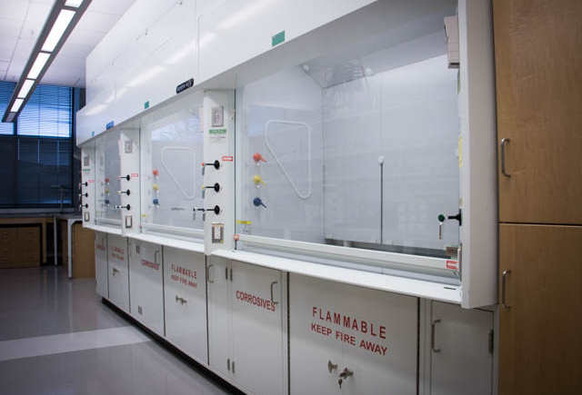 Laboratory Design Malaysia: Enhancing Efficiency and Accuracy in Scientific Pursuits